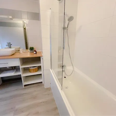 Apartment La Pomme D'or